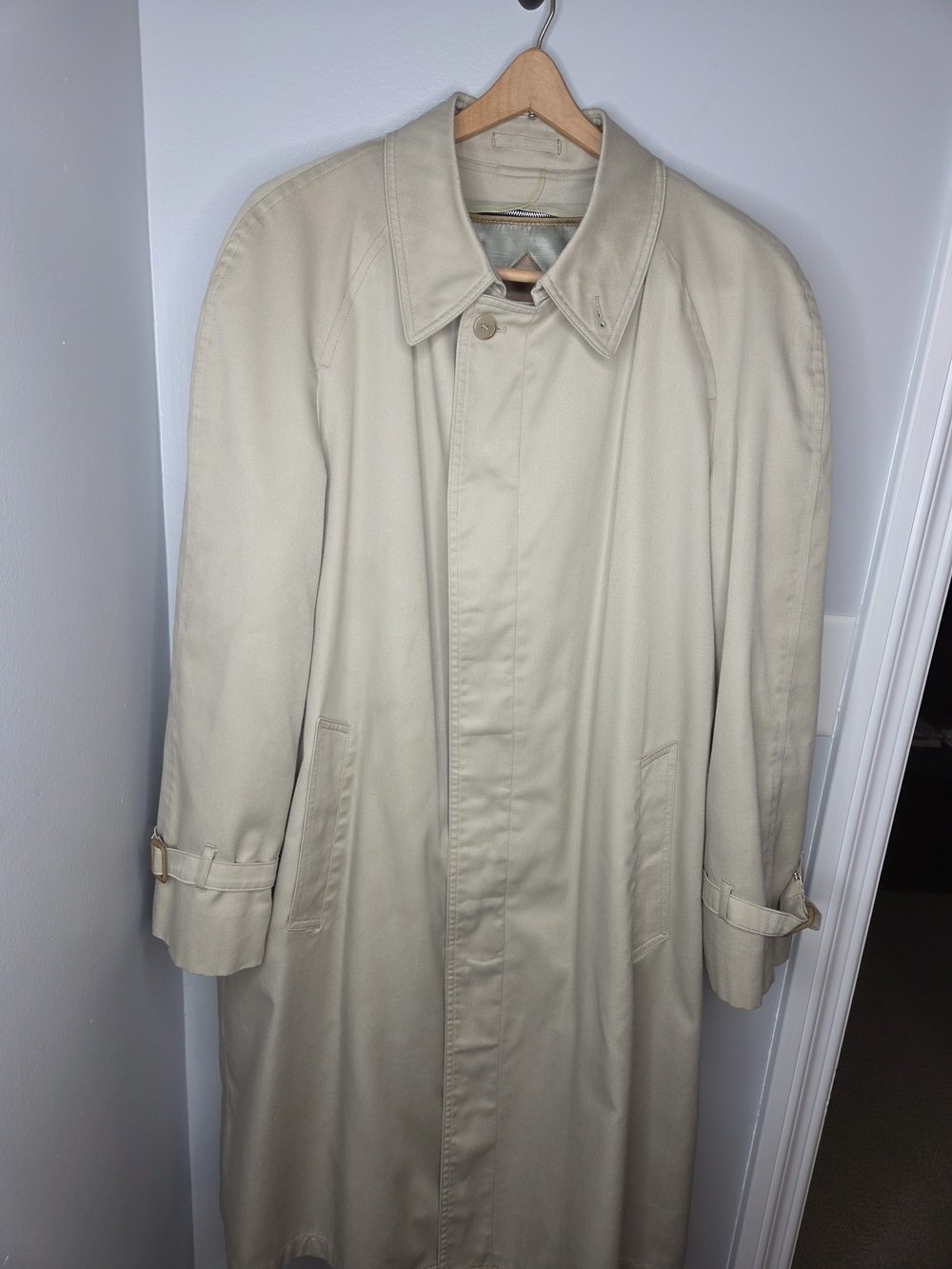 Vintage London Fog Men's Beige Trench Coat